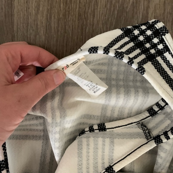 ROMPER checkered faux skirt romper - Picture 3 of 4